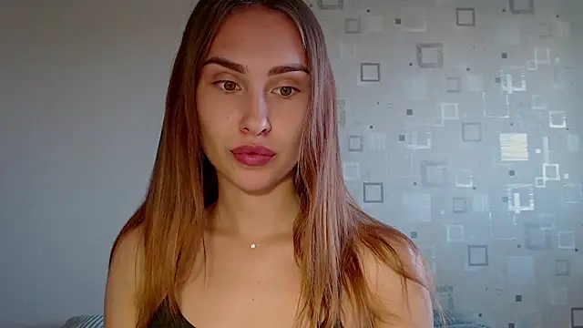 yourameliaa online show from May 16, 2:27 pm