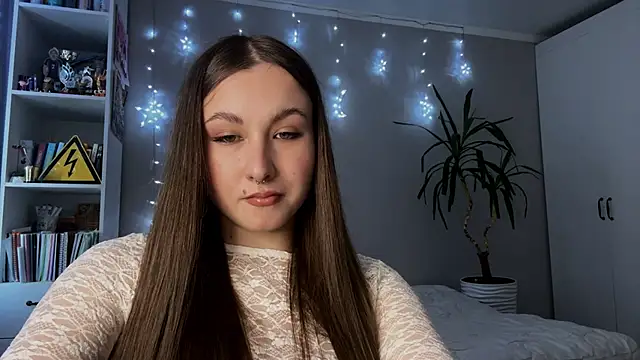 CutieSally online show from March 24, 7:14 am