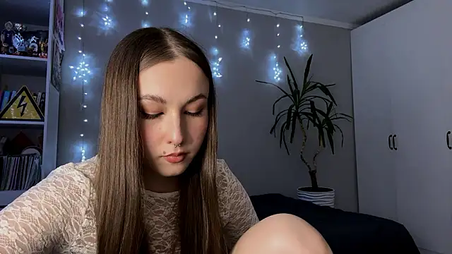 CutieSally online show from March 22, 3:18 pm