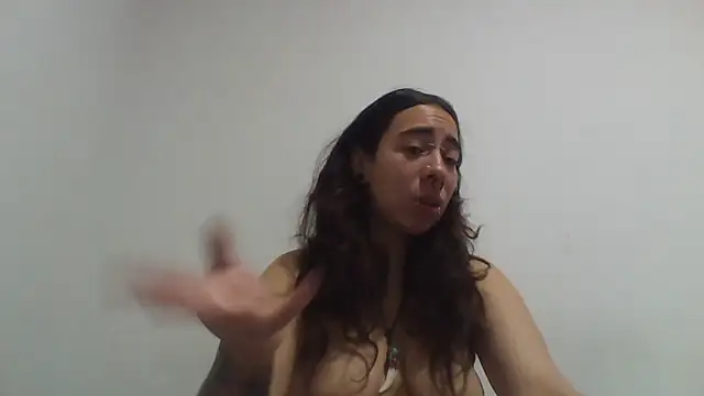 Moonandzukko online show from April 15, 12:33 am