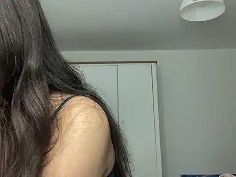 Ellamay06 online show from April 9, 8:25 pm