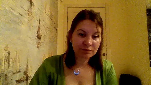 LaraHarper online show from May 12, 6:58 pm