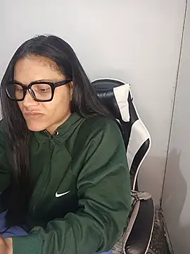 KathLovee online show from May 26, 3:11 pm