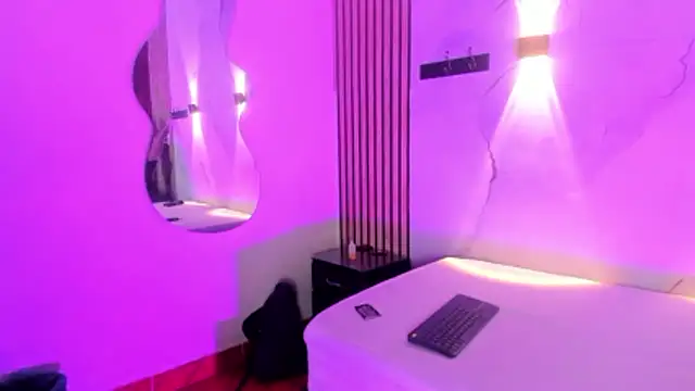 AlessiaAndAxel online show from March 26, 9:16 pm