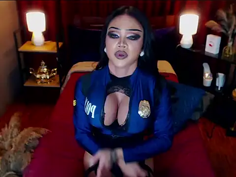 CleoHarkness online show from April 15, 6:25 am