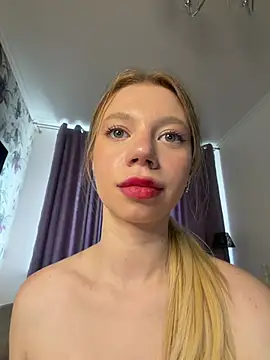 BellaSuns online show from May 3, 12:25 am