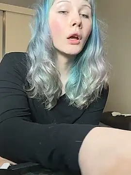 AlexaGudz online show from May 17, 9:14 pm