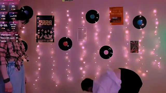 aria wild  online show from April 1, 2:14 pm