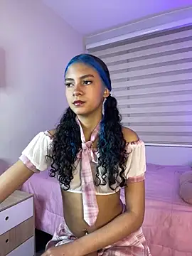 Franchezcaa  online show from May 13, 5:19 pm