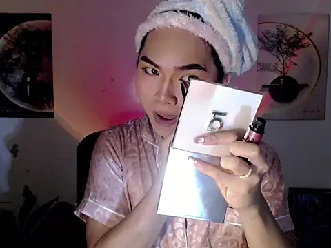 rainexox1 online show from May 11, 6:05 pm
