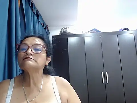  BellaNocturna online show from May 27, 2:41 am