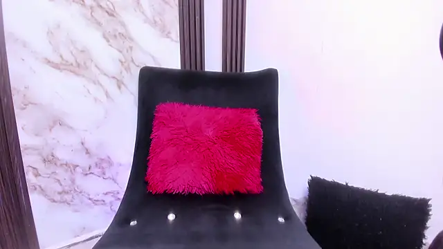 Nina vegas online show from May 18, 1:39 pm