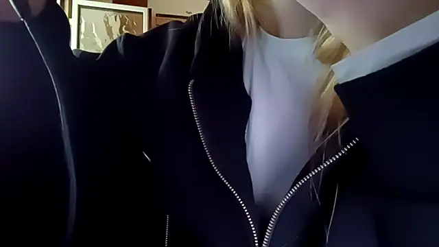 pinkpinkpinkpinkdoll online show from May 13, 1:39 pm