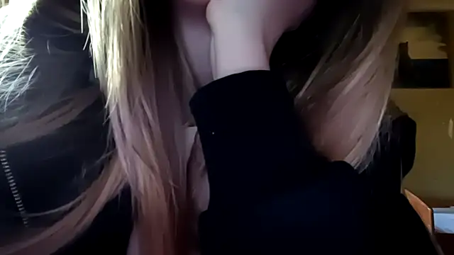 pinkpinkpinkpinkdoll online show from May 15, 1:47 pm