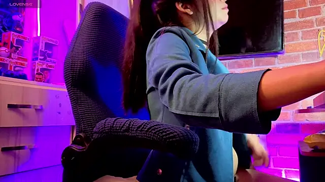 Yorumakie 777 online show from March 15, 12:56 am