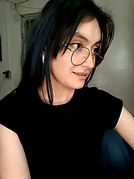 naomi unu online show from May 13, 9:31 pm