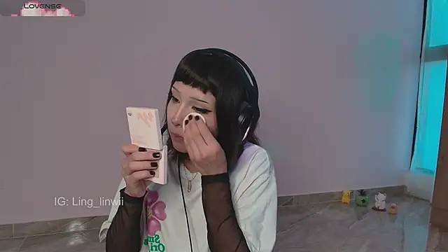 ling meow online show from July 16, 1:26 pm