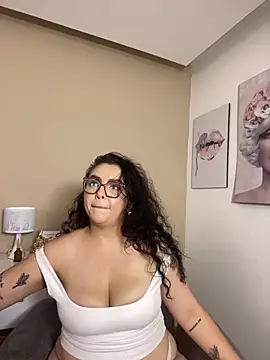 AlmaraRouge online show from May 14, 8:36 pm