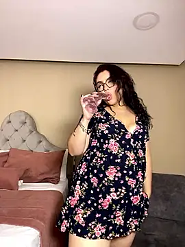 AlmaraRouge online show from May 21, 8:18 pm