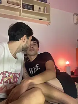 Lucasss2204 online show from April 9, 4:59 am