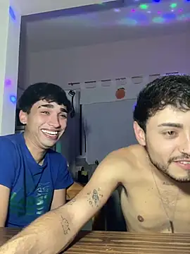 Lucasss2204 online show from April 10, 6:30 am