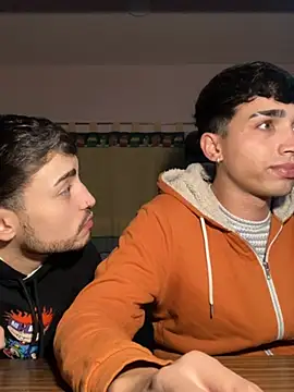 Lucasss2204 online show from March 24, 5:13 am