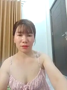 Bondgirl 9 online show from May 25, 7:13 pm