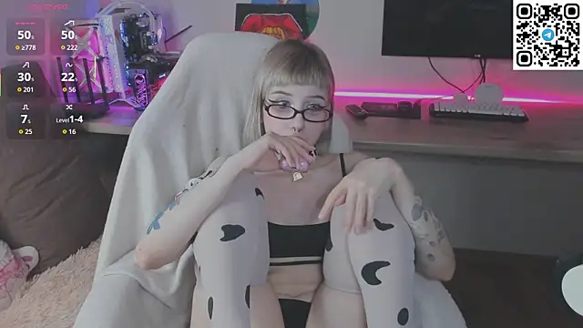 Velor Velmochi online show from April 4, 9:02 pm