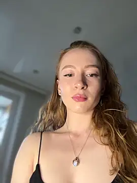 Little Candy 18 online show from May 12, 5:05 am