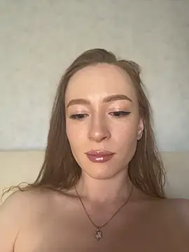 Little Candy 18 online show from May 21, 5:49 am