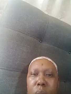 Snapshot of Mbaleehle chatting on March 19, 8:35 pm Mbaleehle online show from March 19, 8:35 pm