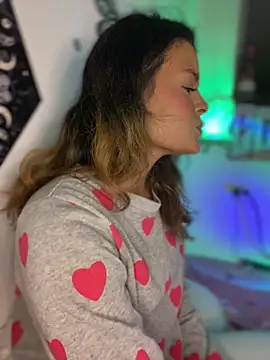 Ame Desire online show from April 1, 11:46 pm