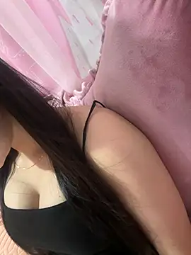 hot-cumplay online show from May 7, 5:01 am