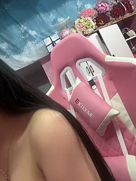 hot-cumplay online show from May 27, 2:36 pm