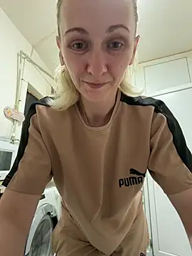 Secret Ladyx online show from May 20, 8:06 pm