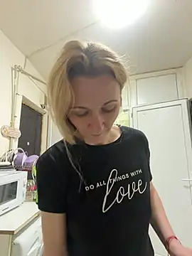 Secret Ladyx online show from May 24, 5:17 am