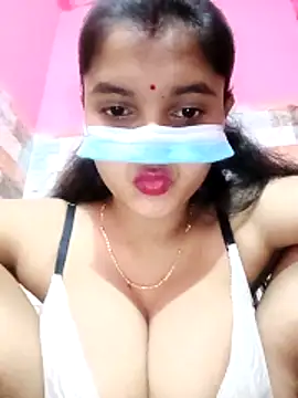 Sexy Sonniyaa online show from May 5, 6:00 pm