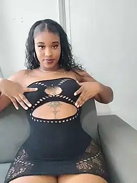 KendallJanner online show from March 28, 7:35 pm