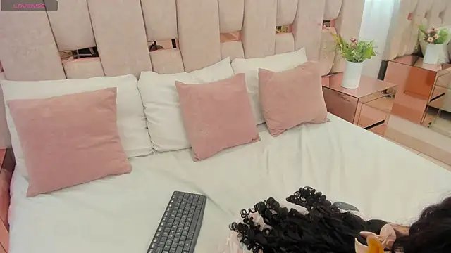 georgina kloss  online show from May 20, 12:13 pm