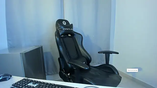 IVONE ASHAR online show from March 11, 2:53 pm