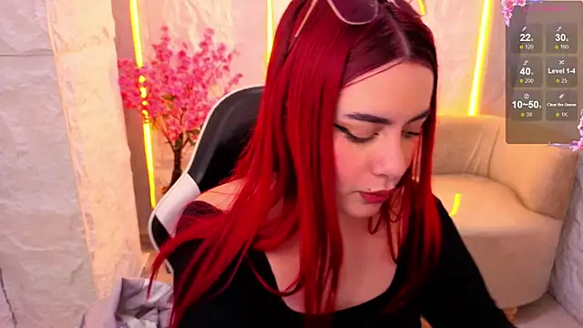 Soffia Hot Tx online show from March 26, 1:02 pm