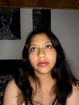 xanthenyx  online show from April 5, 4:11 am