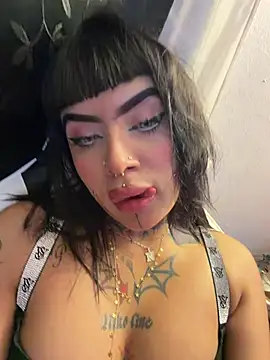 LauriInk1 online show from March 27, 3:19 am