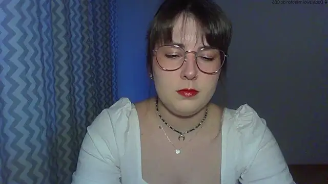 ClaraHard online show from May 13, 6:02 pm