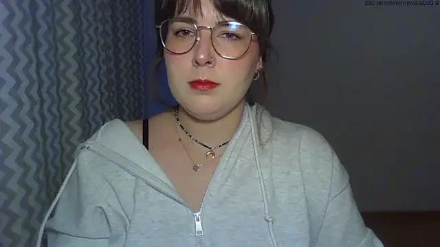ClaraHard online show from May 11, 5:32 pm