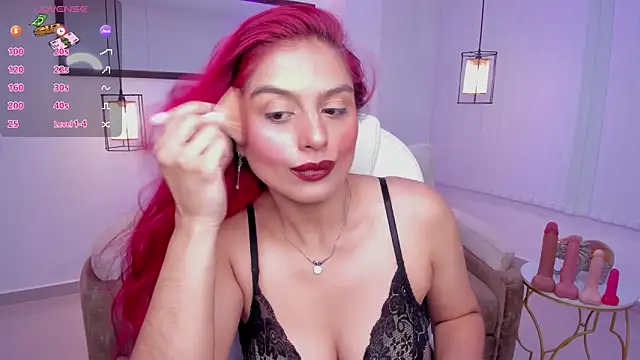 Raven-reyess online show from May 12, 2:46 pm