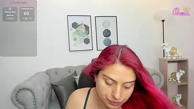 Raven-reyess online show from April 27, 11:35 pm