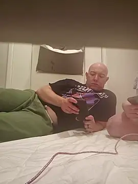 luckilyfound4 online show from April 12, 10:07 am