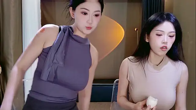 Banana-Milk69 online show from May 28, 1:14 am