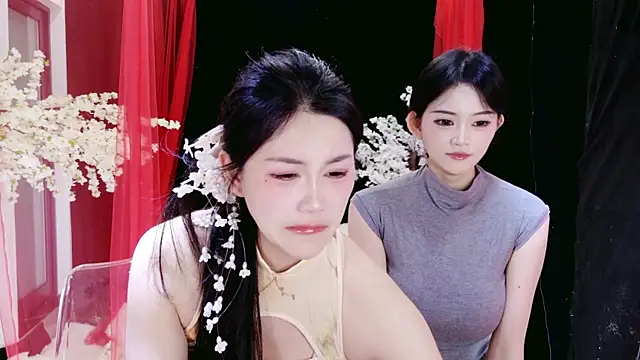 Banana-Milk69 online show from May 7, 1:21 am